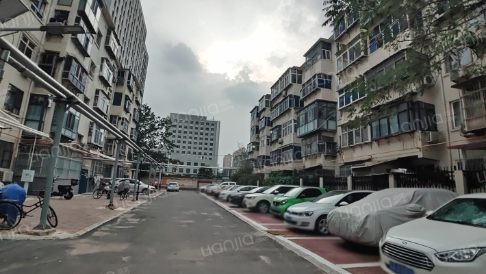 石家庄宝石电子集团宿舍外景图