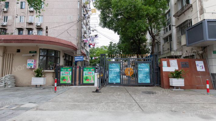 林绿家园外景图