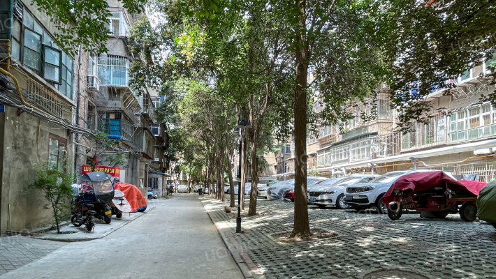 西安南郊铁路新村外景图