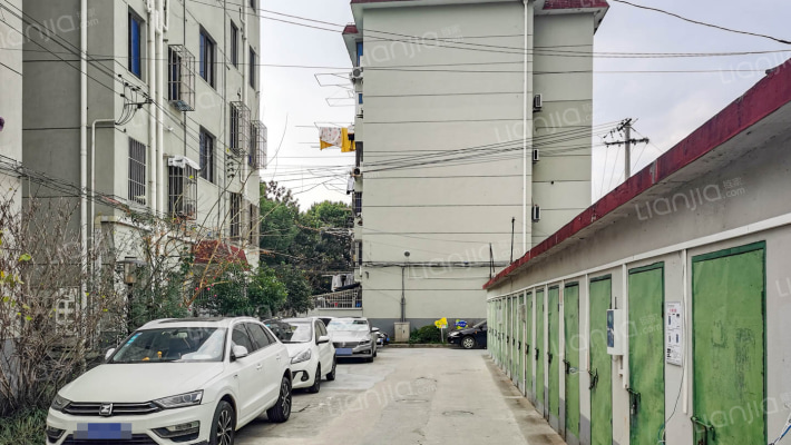 白鹤镇北小区外景图