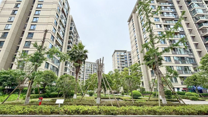 卓越蔚蓝城外景图