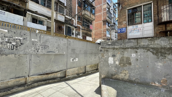 二七路27号外景图