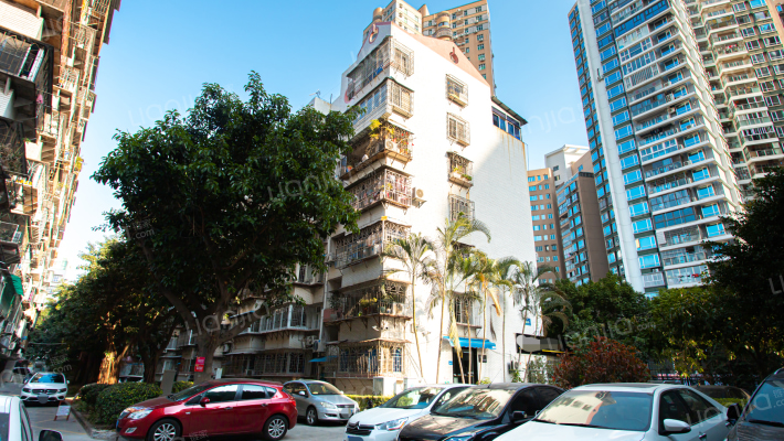 阳光花园外景图