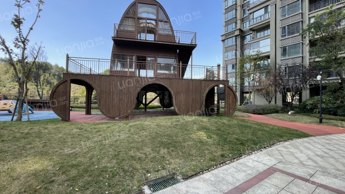 诚景溪上桃源外景图