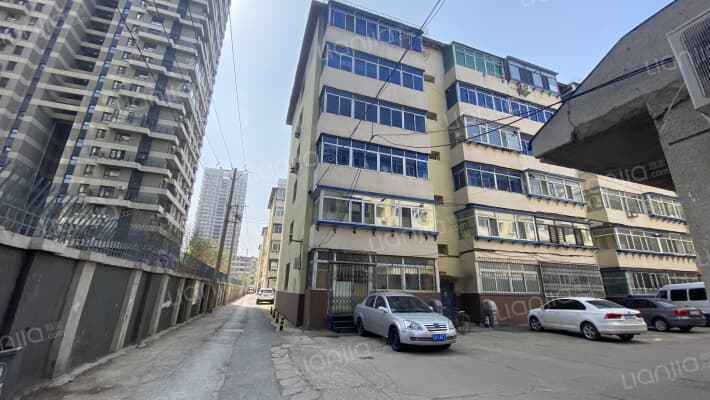 金座小区外景图