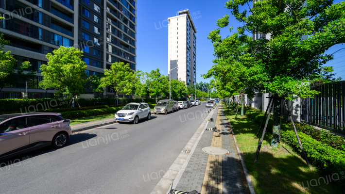 中海时代都会外景图