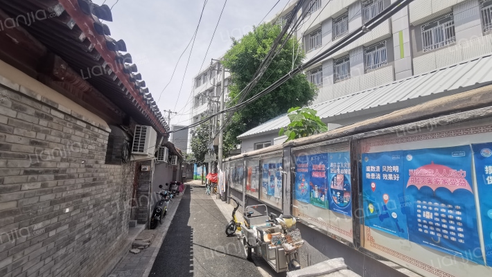 东晓市街外景图