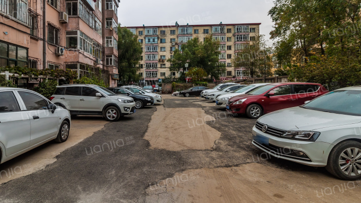 高法小区外景图