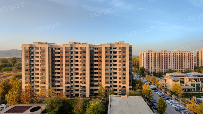 西山湖文苑外景图