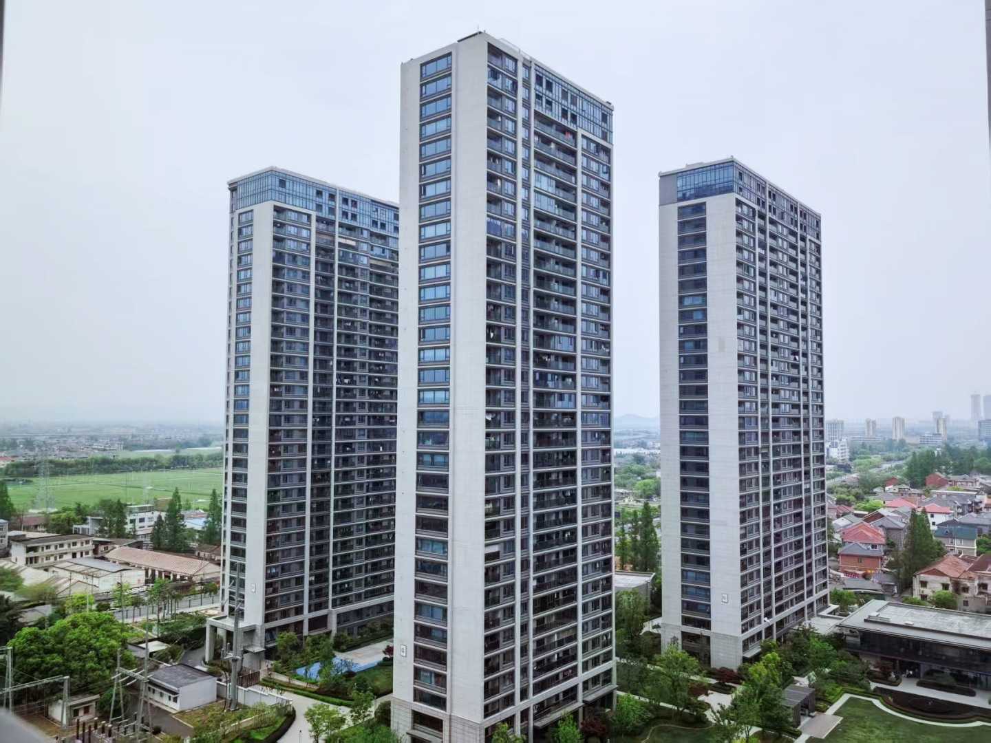 South Lake Moon  compound photo 6