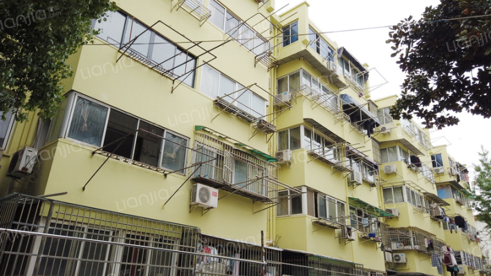 玉兰小区外景图