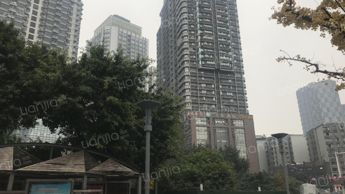 拓展大厦商务区外景图