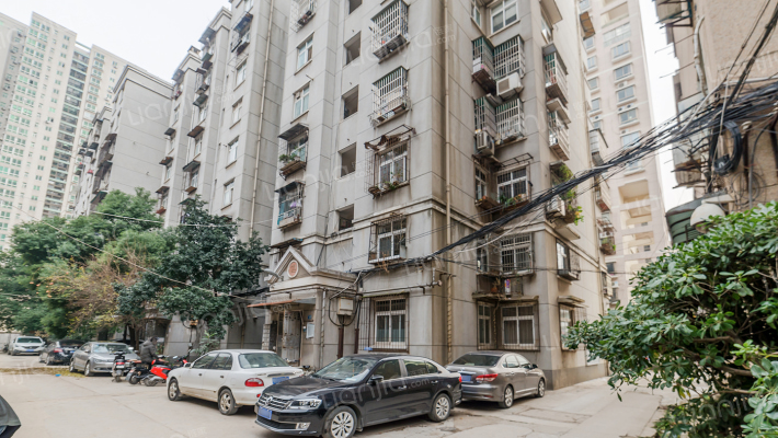 体育馆路12号外景图