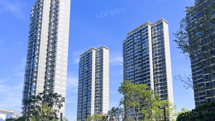 宝龙旭辉城外景图