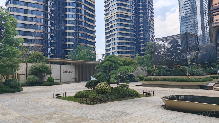 保亿绿城奥邸国际外景图