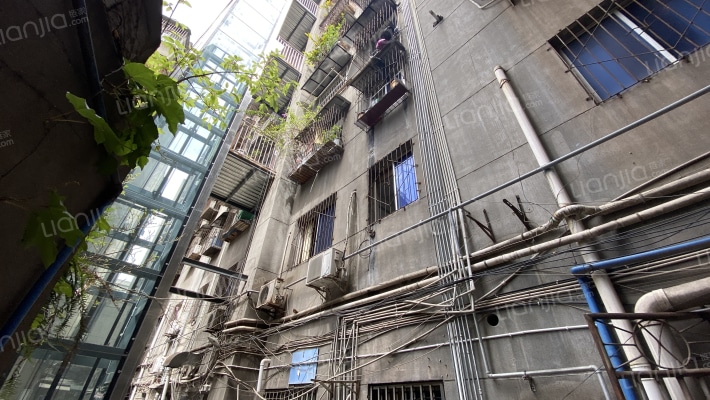 社保局小区外景图