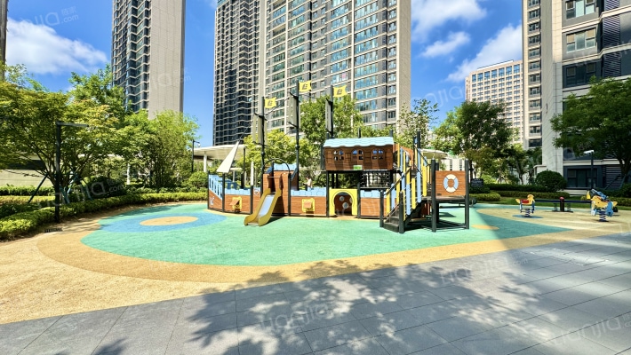 万科新都会一期外景图