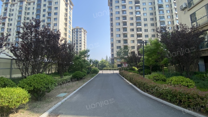 萃英花园外景图