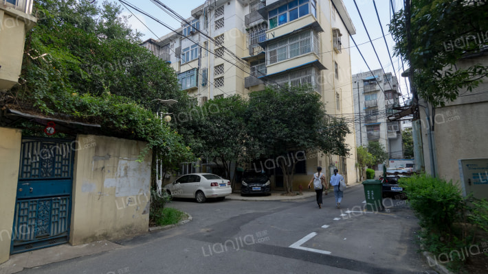 义仓小区外景图