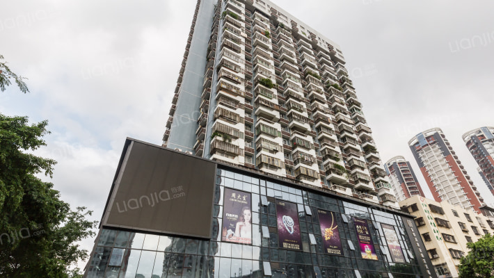 湖景大厦外景图