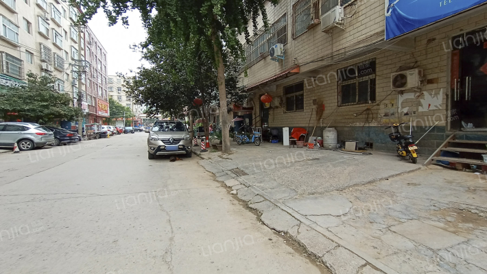 府前街58号院外景图