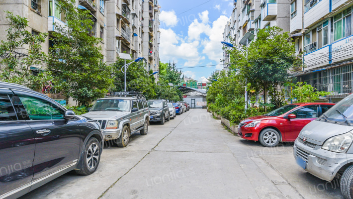 105地质大队小区外景图