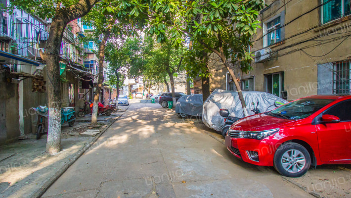 江西中医药大学文教路小区外景图