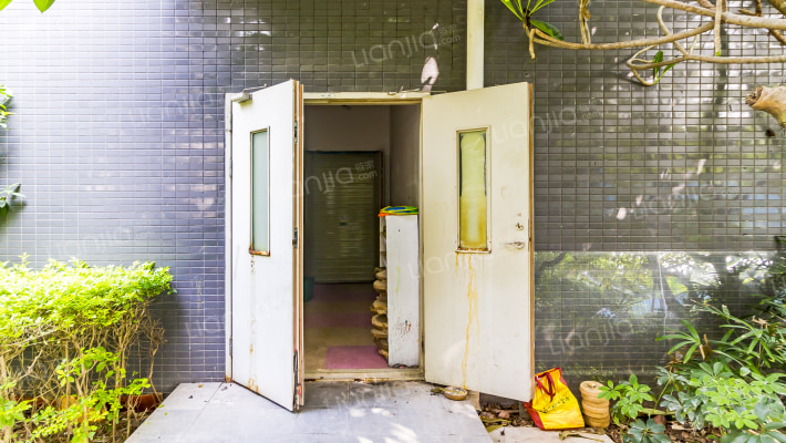 名流公馆外景图