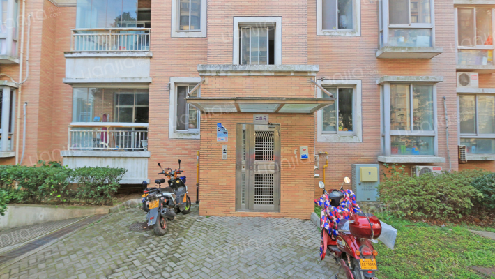 宜家公寓外景图