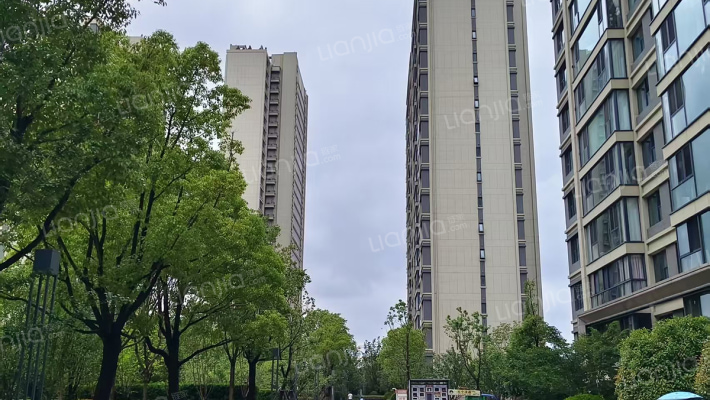 天境上辰外景图