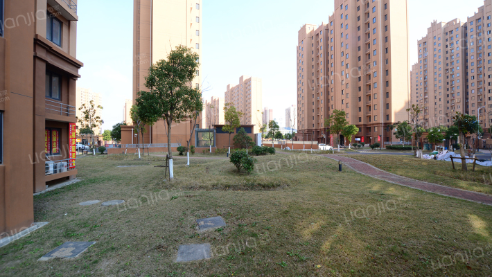 绿地上河院外景图