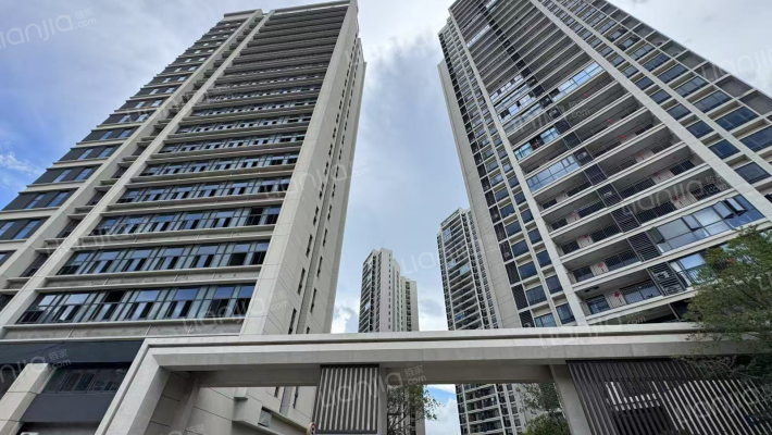 奥园翡翠澜湾外景图