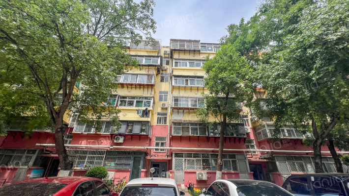 燕子山小区东区外景图