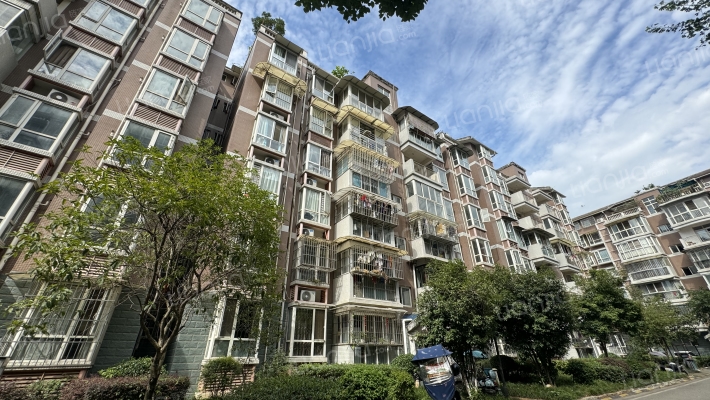 富地名城外景图