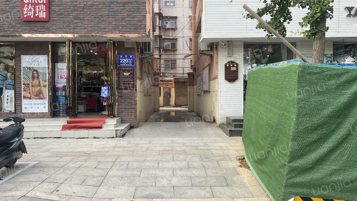 水泵厂东家属院外景图