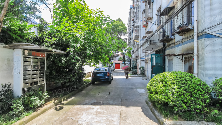 新胜小区外景图