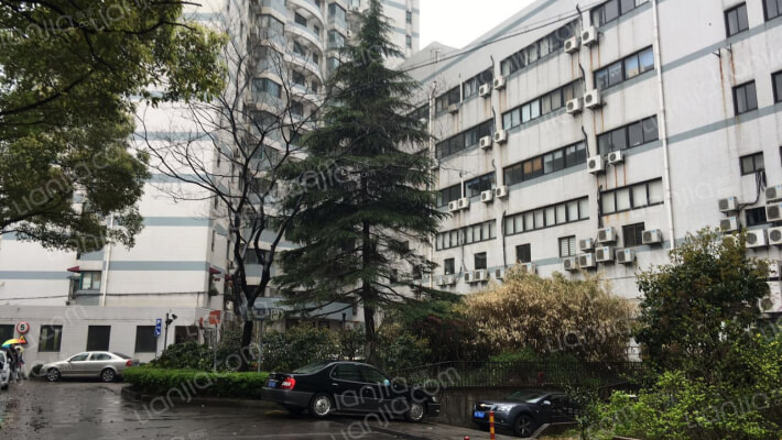 上安大厦外景图