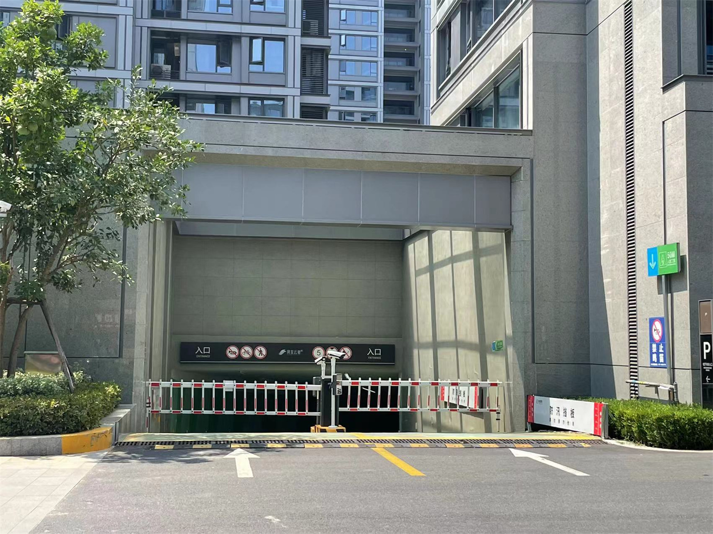 凤玺云著府小区实景 29