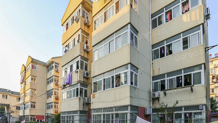 新昆公寓外景图