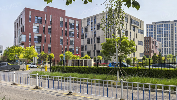 馨凯广场外景图