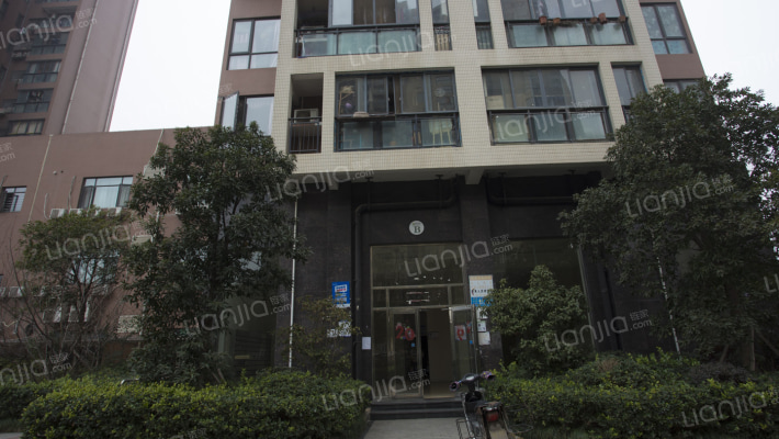 华亚新领地外景图