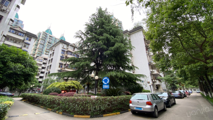 碧湖花园外景图