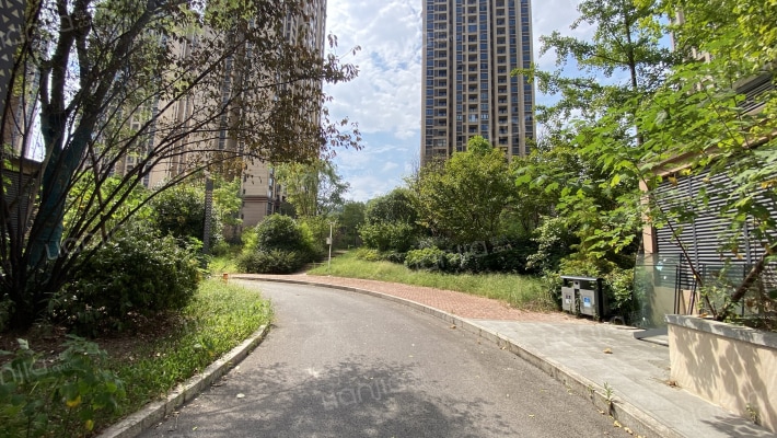 三江花园外景图