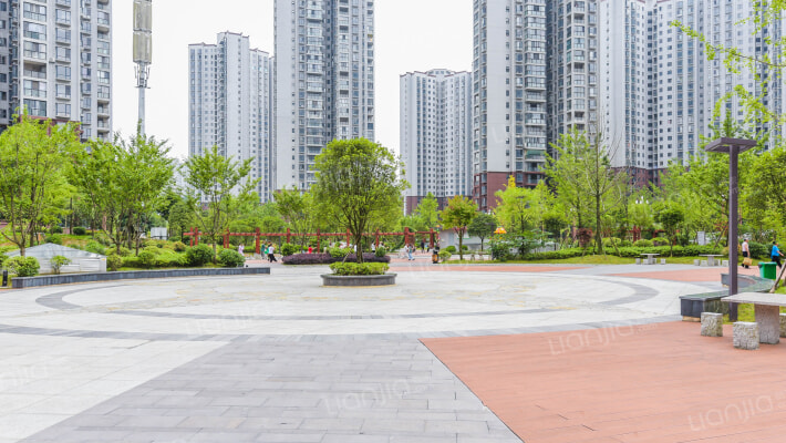 观山小区外景图