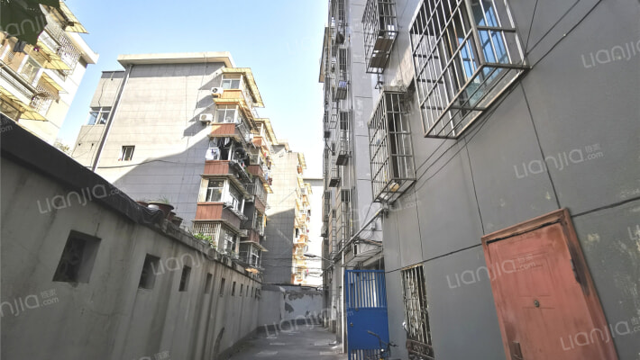 龙王公寓外景图