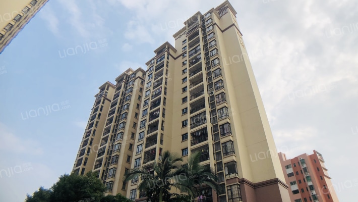 高逸华府外景图