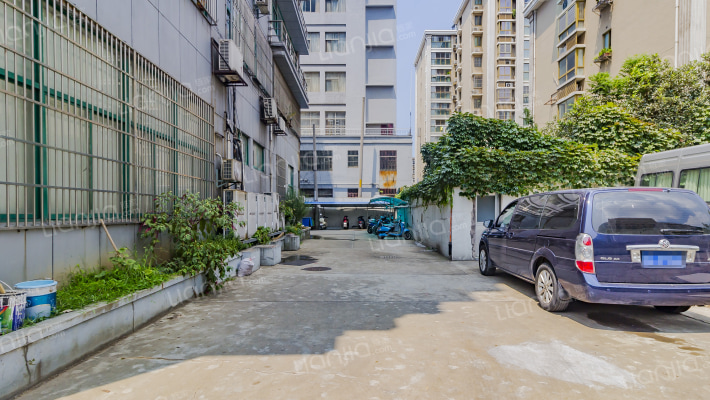 易发五洲大厦外景图