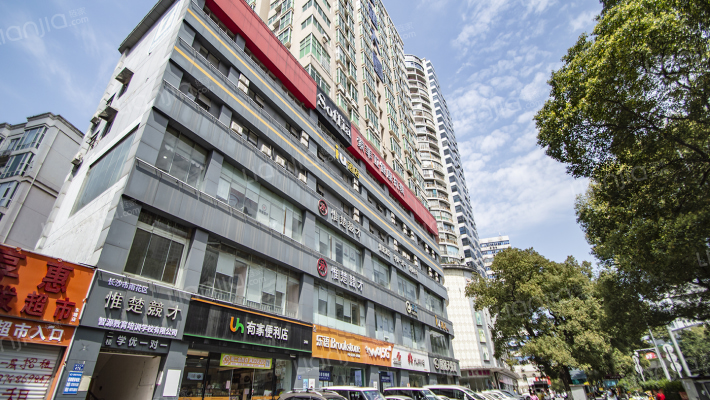 兴威名座外景图