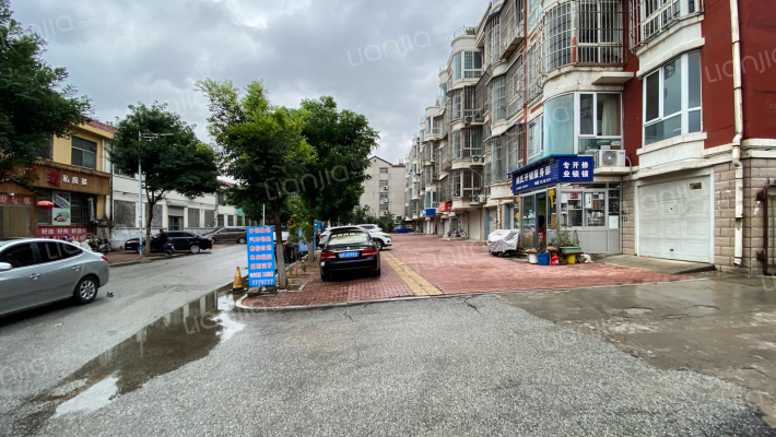 标志服装厂外景图