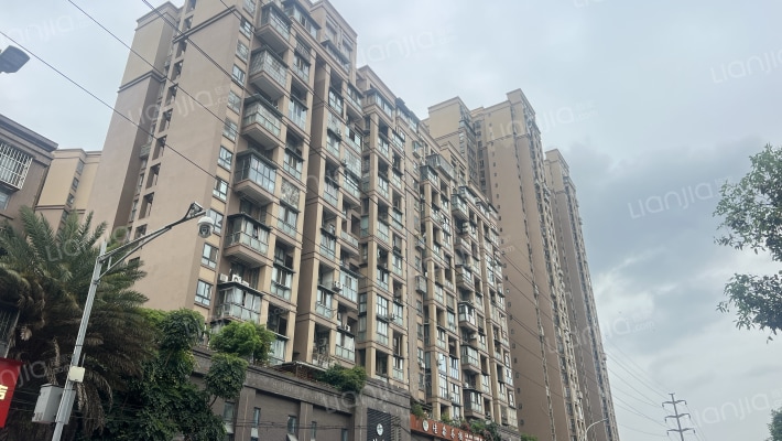 一里阳光外景图